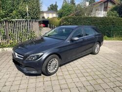 Grau Gebraucht 2015 Mercedes C220 Kombi | 11.450 € (Superpreis)