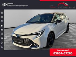 Platinumweiß perleffekt, dach schwarz Gebraucht 2024 Toyota Corolla Basis Kombi | 28.990 € (Fairer Preis)