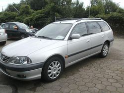 Silber Gebraucht 2002 Toyota Avensis Sol Kombi | 4.200 € (Teuer)