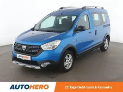 Blau Gebraucht 2018 Dacia Dokker Celebration Van | 13.970 € (Etwas zu teuer)
