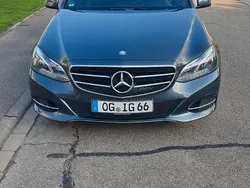 Grau Gebraucht 2015 Mercedes E220 Avantgarde Kombi | 13.999 € (Fairer Preis)