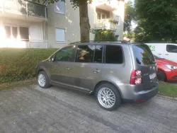Grau Gebraucht 2008 VW Touran United Van / Kleinbus | 2.999 € (Superpreis)