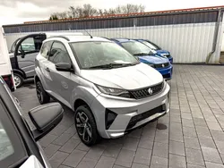 Silber Neu 2024 Aixam Crossover Premium | 21.180 € (Etwas zu teuer)