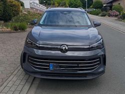 Gebraucht 2024 VW Tiguan Elegance SUV | 52.000 €
