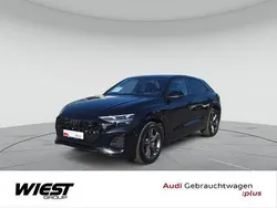 Mythosschwarz metallic Gebraucht 2024 Audi Q8 Ambiente SUV | 74.490 €