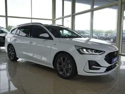 Frost weiß Neu 2025 Ford Focus ST-Line X Kombi | 27.610 € (Guter Preis)