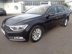 Schwarz Gebraucht 2015 VW Passat Comfortline Kombi | 11.999 € (Fairer Preis)