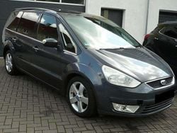 Grau Gebraucht 2007 Ford Galaxy Ghia Van / Kleinbus | 2.300 € (Guter Preis)