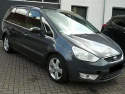 Grau Gebraucht 2007 Ford Galaxy Ghia Van / Kleinbus | 2.700 € (Guter Preis)