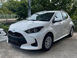 Weiß Gebraucht 2021 Toyota Yaris Comfort Kleinwagen | 13.000 € (Fairer Preis)