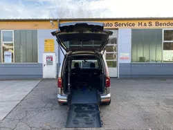 Beige Gebraucht 2017 VW Caddy Highline Van / Kleinbus | 28.500 €