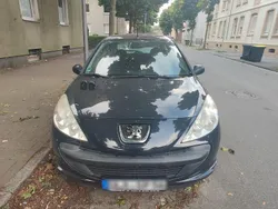 Grau Gebraucht 2011 Peugeot 206+ Urban Move Kleinwagen | 1.800 € (Guter Preis)