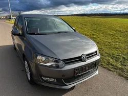 Grau Gebraucht 2011 VW Polo Limousine | 4.799 € (Fairer Preis)