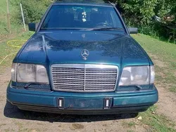 Grün Gebraucht 1993 Mercedes E280 Sportline Kombi | 3.500 €