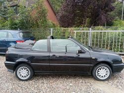 Schwarz Gebraucht 1997 VW Golf Cabriolet Cabrio | 2.950 €