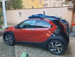 Rot Gebraucht 2022 Toyota Aygo X-plore Kleinwagen | 16.000 € (Fairer Preis)