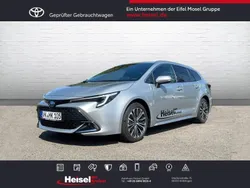 Silber Gebraucht 2024 Toyota Corolla Team Kombi | 27.960 € (Fairer Preis)