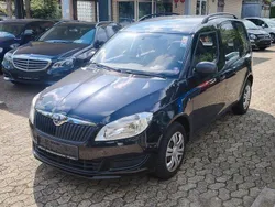 Schwarz Gebraucht 2014 Skoda Roomster Plus Edition Kombi | 2.490 € (Guter Preis)