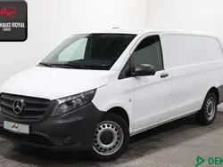 Weiss Gebraucht 2019 Mercedes Vito Van / Kleinbus | 21.880 € (Superpreis)