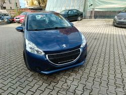 Gebraucht 2014 Peugeot 208 Active Kleinwagen | 2.850 € (Guter Preis)