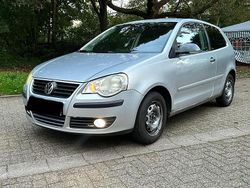 Silber Gebraucht 2007 VW Polo Kleinwagen | 499 € (Fairer Preis)