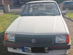 Weiß Gebraucht 1989 Opel Corsa Swing Limousine | 3.950 €