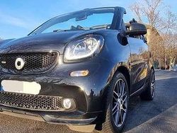 Schwarz Gebraucht 2017 Smart ForTwo Cabrio Brabus Cabrio | 14.499 € (Guter Preis)