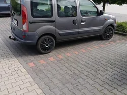 Andere außenfarben Gebraucht 2002 Renault Kangoo Van / Kleinbus | 2.900 € (Etwas zu teuer)