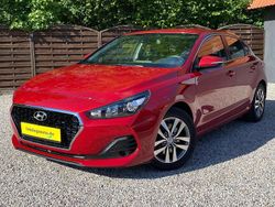 Rot Gebraucht 2018 Hyundai i30 Style Limousine | 11.490 € (Fairer Preis)