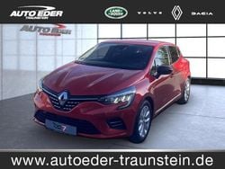 Rot Gebraucht 2022 Renault Clio V Intens Limousine | 13.900 € (Guter Preis)