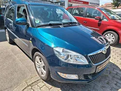 Blau Gebraucht 2014 Skoda Roomster Fresh Kombi | 6.990 €
