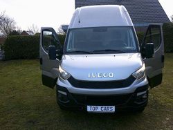 Grau Gebraucht 2015 Iveco Daily Van / Kleinbus | 13.780 € (Fairer Preis)