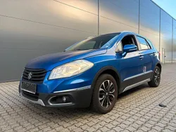 Blau Gebraucht 2013 Suzuki SX4 S-Cross Comfort SUV | 7.900 € (Fairer Preis)