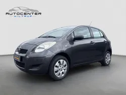 Grau Gebraucht 2010 Toyota Yaris Cool Kleinwagen | 4.170 € (Fairer Preis)