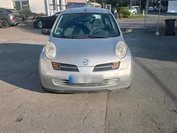 Silber Gebraucht 2004 Nissan Micra Kleinwagen | 1.400 € (Fairer Preis)