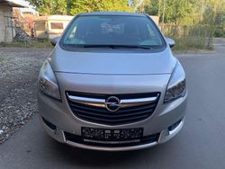 Silber Gebraucht 2014 Opel Meriva Style Van / Kleinbus | 6.999 € (Fairer Preis)
