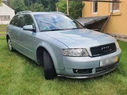 Blau Gebraucht 2003 Audi A4 S-Line Kombi | 750 € (Superpreis)