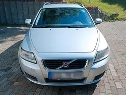 Grau Gebraucht 2009 Volvo V50 Kombi | 2.800 € (Fairer Preis)