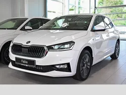 Weiß Neu 2024 Skoda Fabia Drive Limousine | 22.590 € (Teuer)