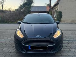 Blau Gebraucht 2017 Ford Fiesta Kleinwagen | 7.000 € (Guter Preis)