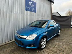Blau Gebraucht 2006 Opel Tigra Sport Cabrio | 3.445 € (Teuer)