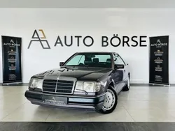 Braun Gebraucht 1992 Mercedes E300 Sportline Coupé | 12.990 €