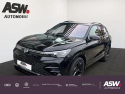 Grenadillschwarz metallic Neu 2025 VW Tiguan R-line SUV | 64.640 € (Teuer)