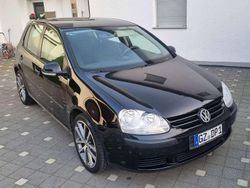 Schwarz Gebraucht 2004 VW Golf IV Kleinwagen | 2.690 € (Fairer Preis)