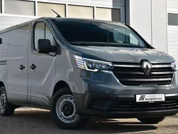 Grau Gebraucht 2023 Renault Trafic Van | 22.499 € (Guter Preis)