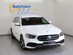 Weiß Gebraucht 2022 Mercedes E220 Avantgarde Limousine | 32.990 € (Guter Preis)