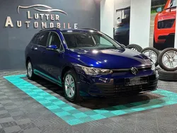 Blau Gebraucht 2021 VW Golf VIII Life Kombi | 18.399 € (Guter Preis)