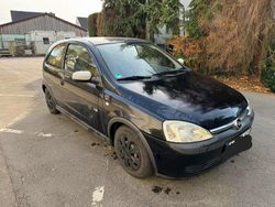 Schwarz Gebraucht 2003 Opel Corsa Limousine | 1.400 € (Fairer Preis)