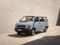 Blau Gebraucht 1997 VW T4 Van | 19.999 €