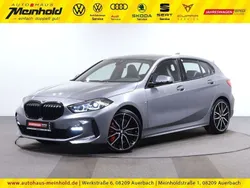 Grau Gebraucht 2023 BMW 118 Performance Kleinwagen | 27.444 € (Etwas zu teuer)